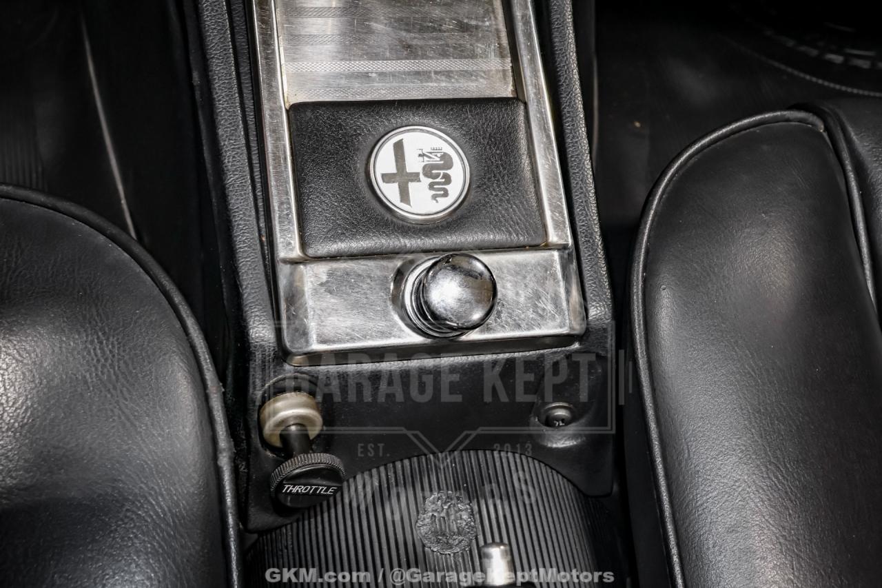 1976 Alfa Romeo 2000 Spider Veloce