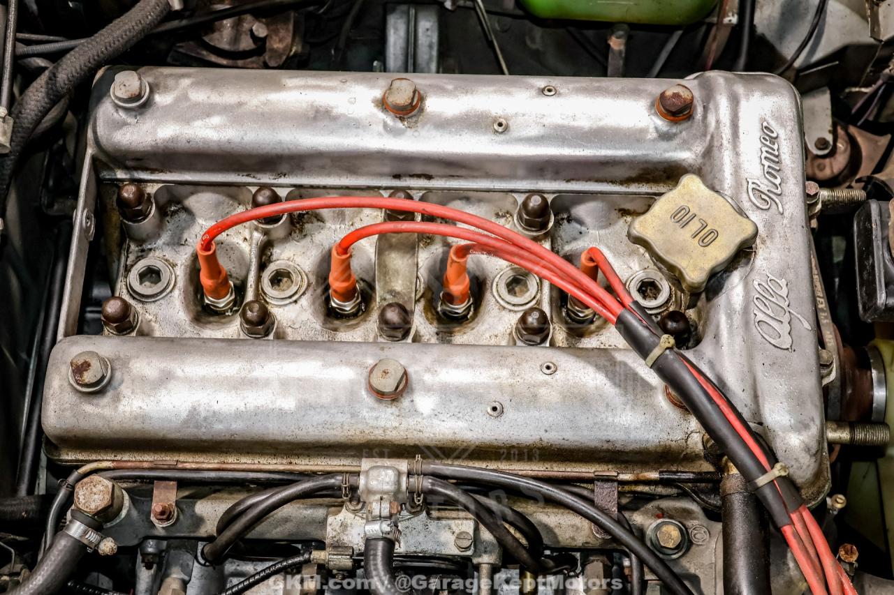 1976 Alfa Romeo 2000 Spider Veloce
