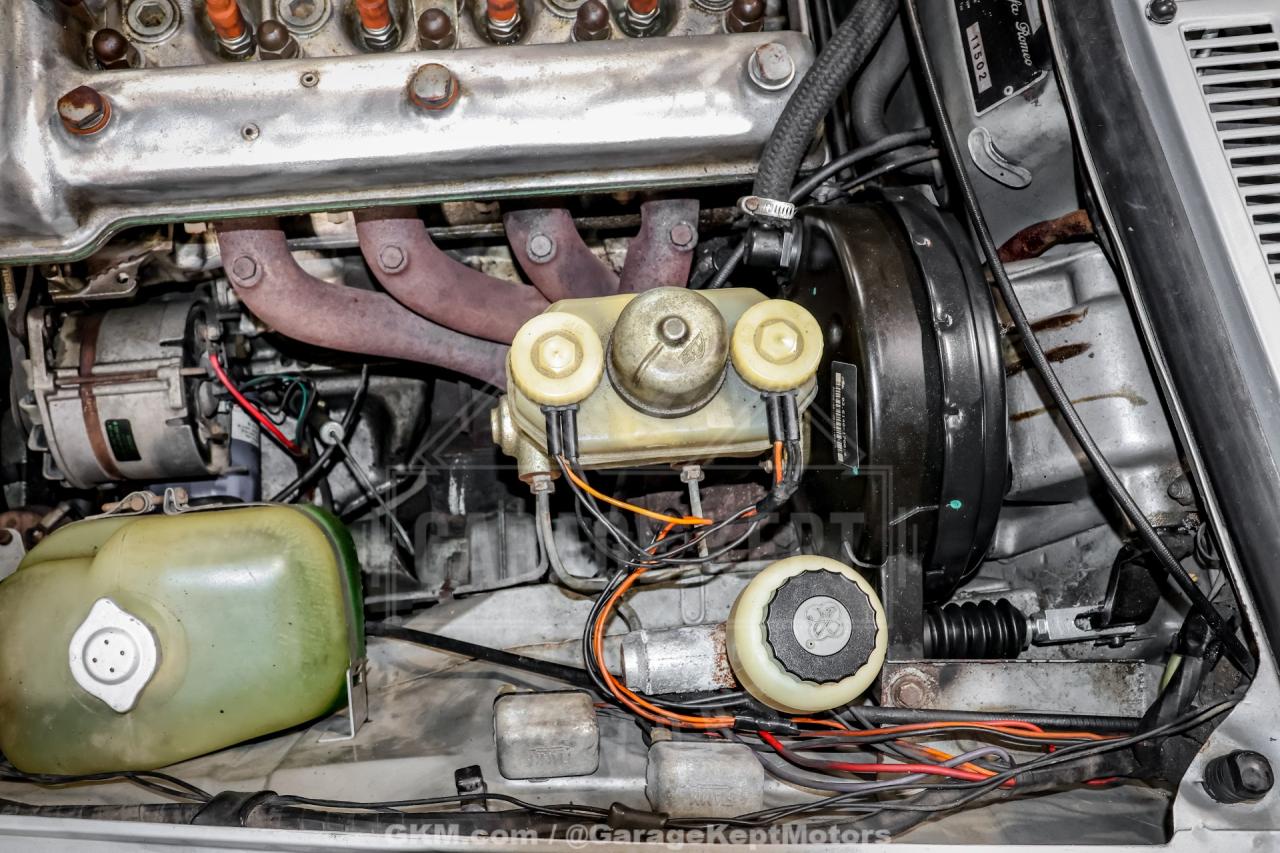 1976 Alfa Romeo 2000 Spider Veloce