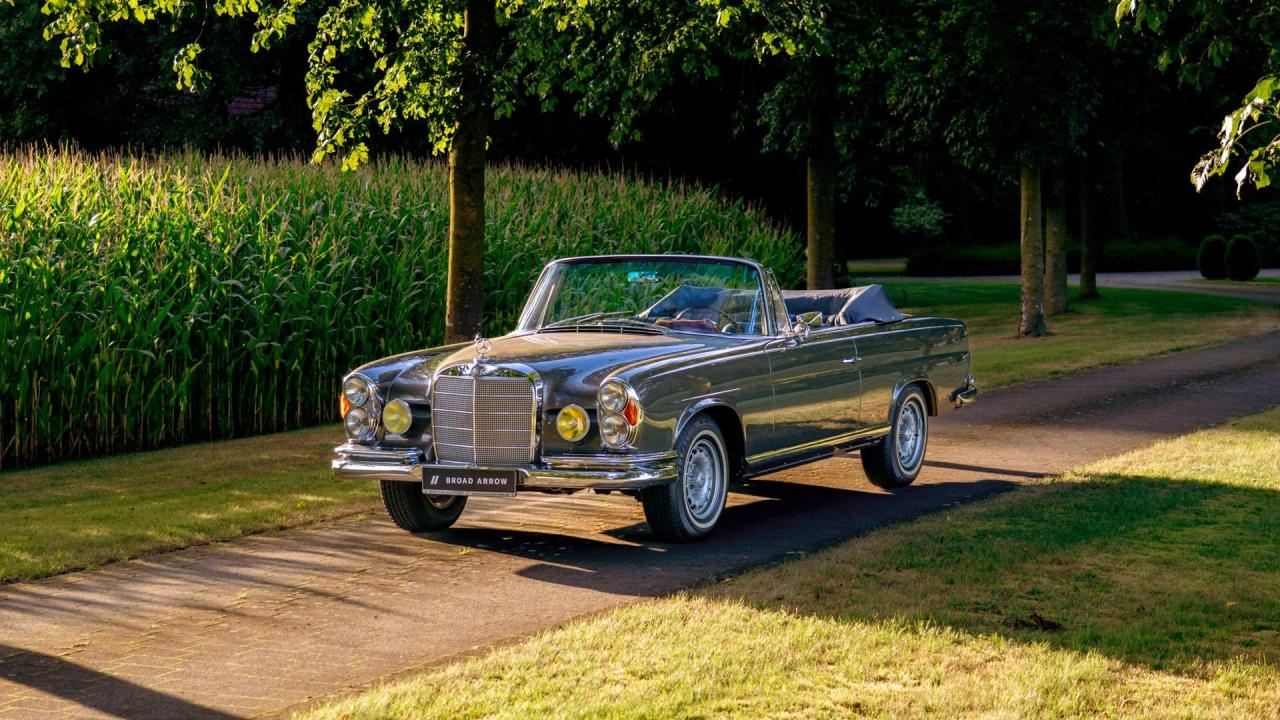 1967 Mercedes - Benz 250 SE Cabriolet