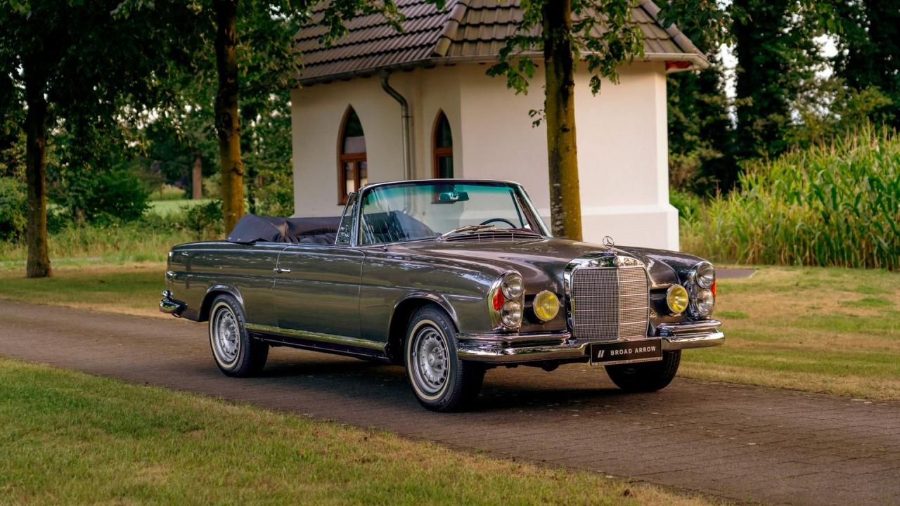 1967 Mercedes - Benz 250 SE Cabriolet
