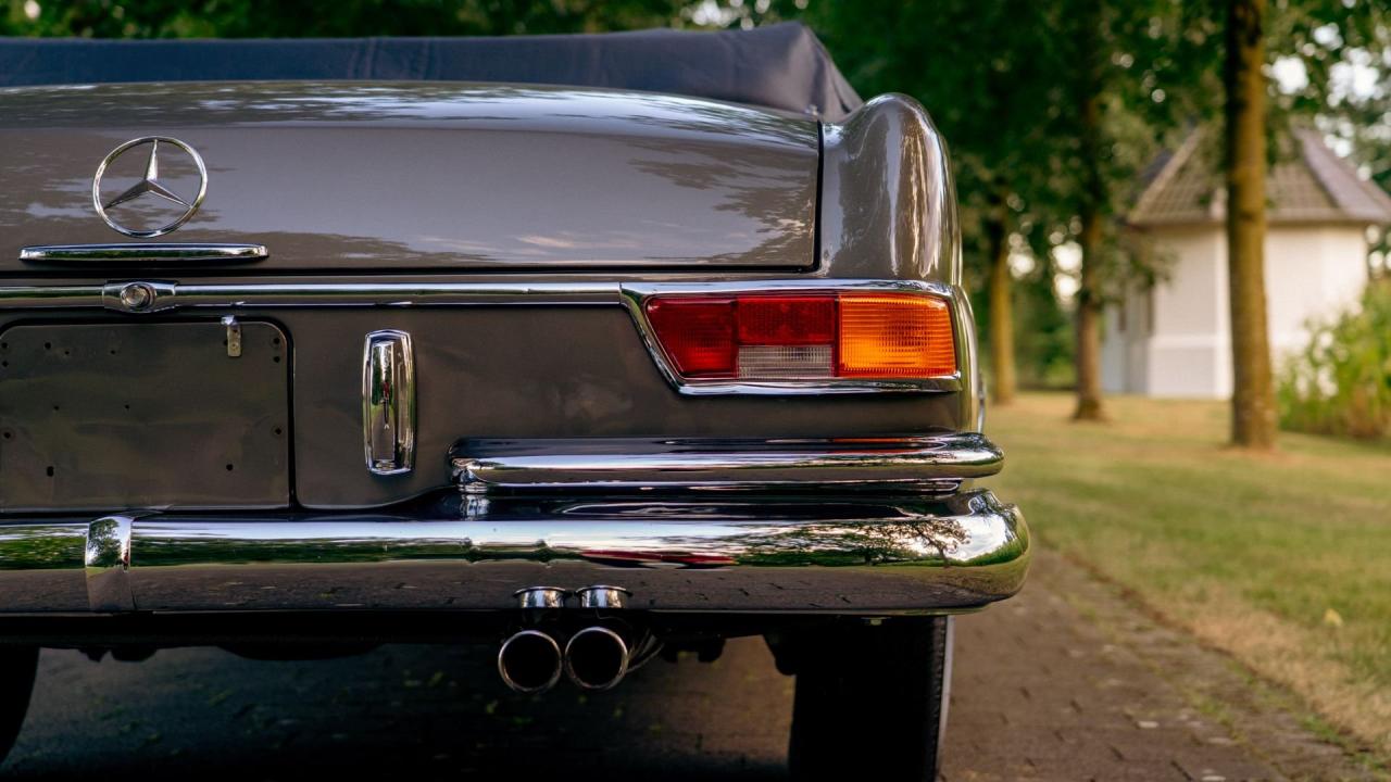 1967 Mercedes - Benz 250 SE Cabriolet