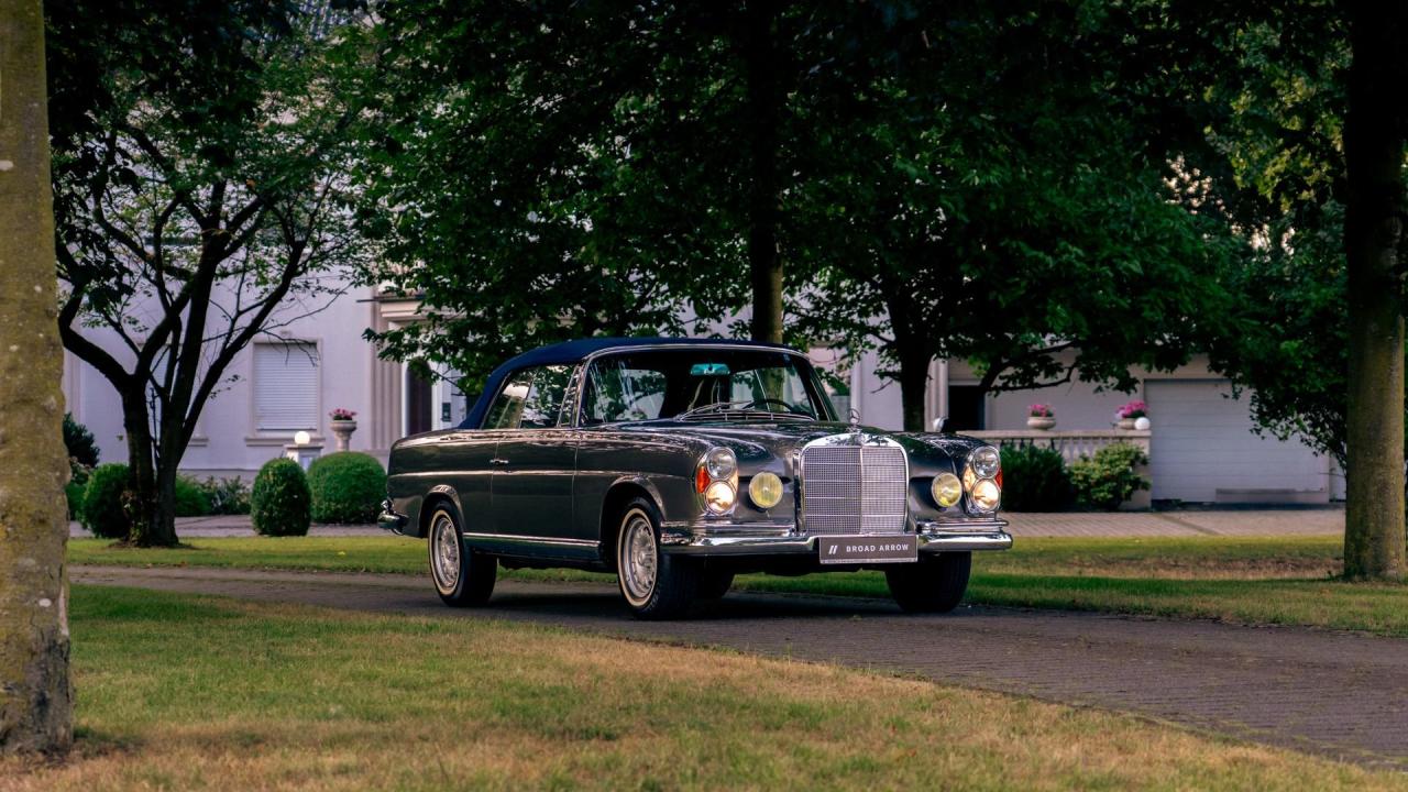 1967 Mercedes - Benz 250 SE Cabriolet
