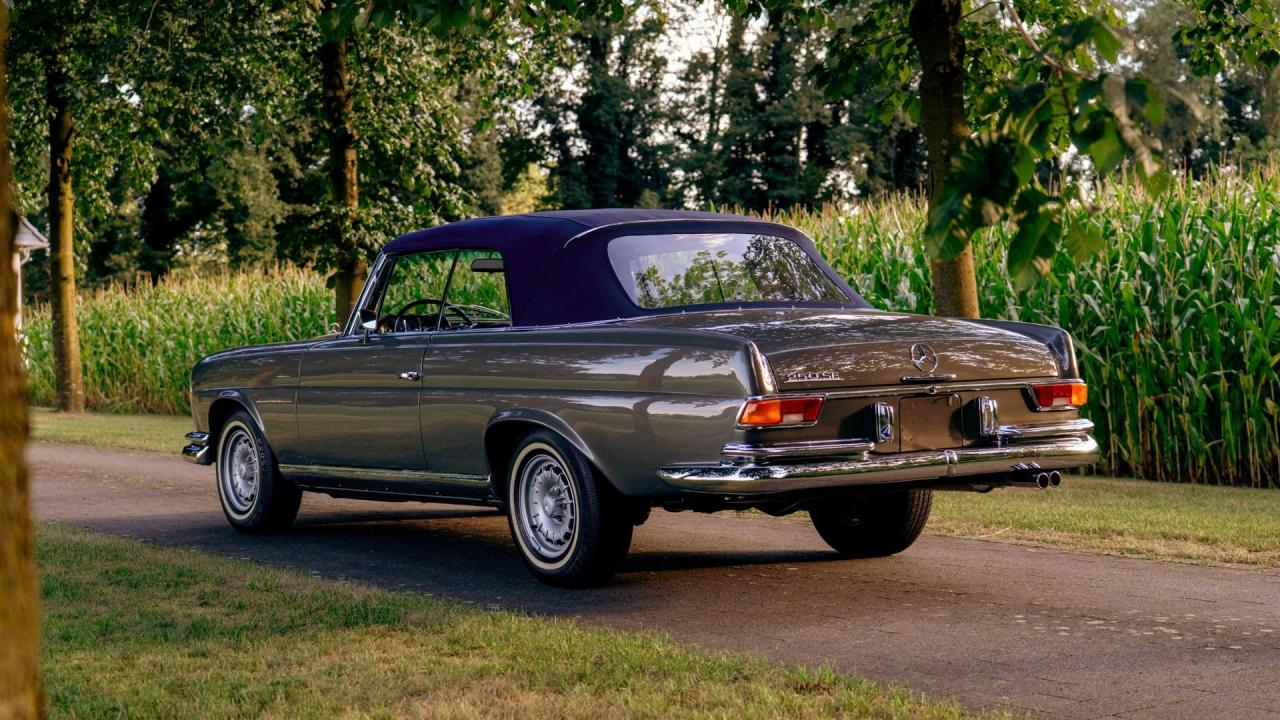 1967 Mercedes - Benz 250 SE Cabriolet