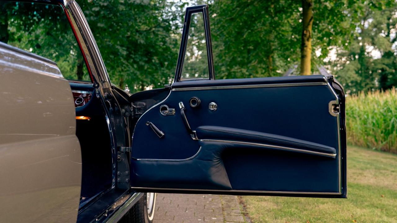 1967 Mercedes - Benz 250 SE Cabriolet