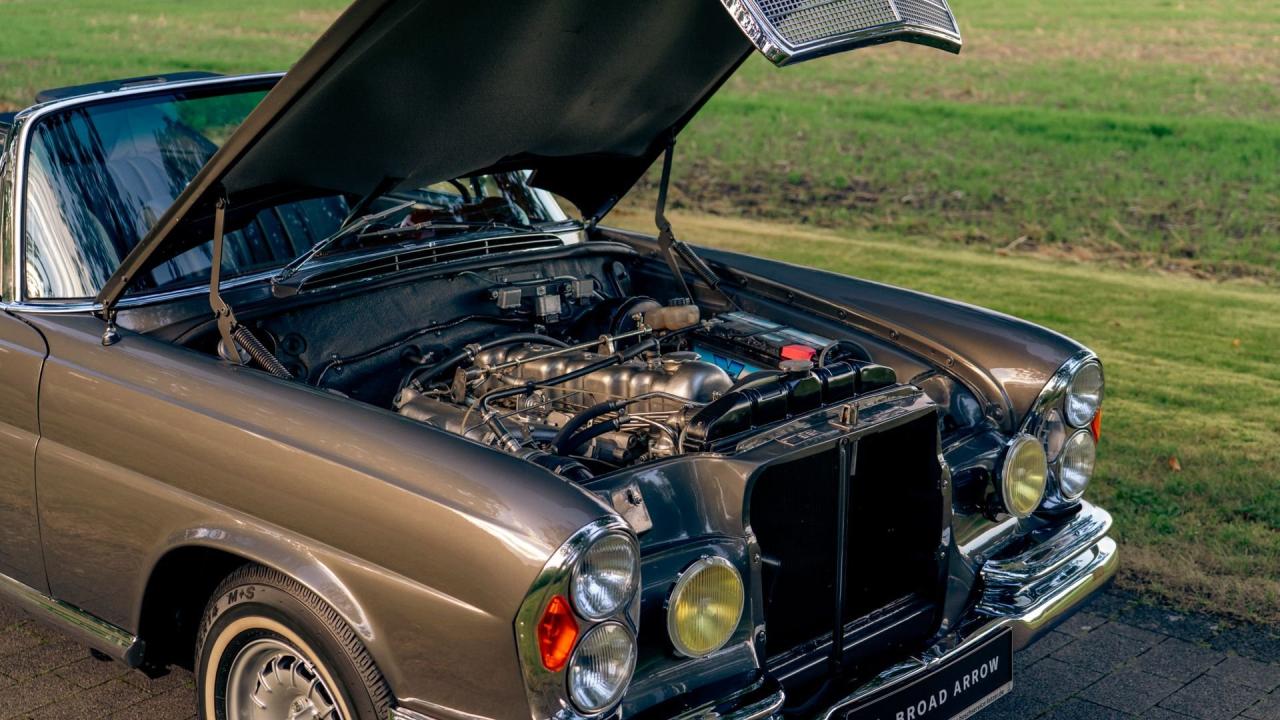 1967 Mercedes - Benz 250 SE Cabriolet