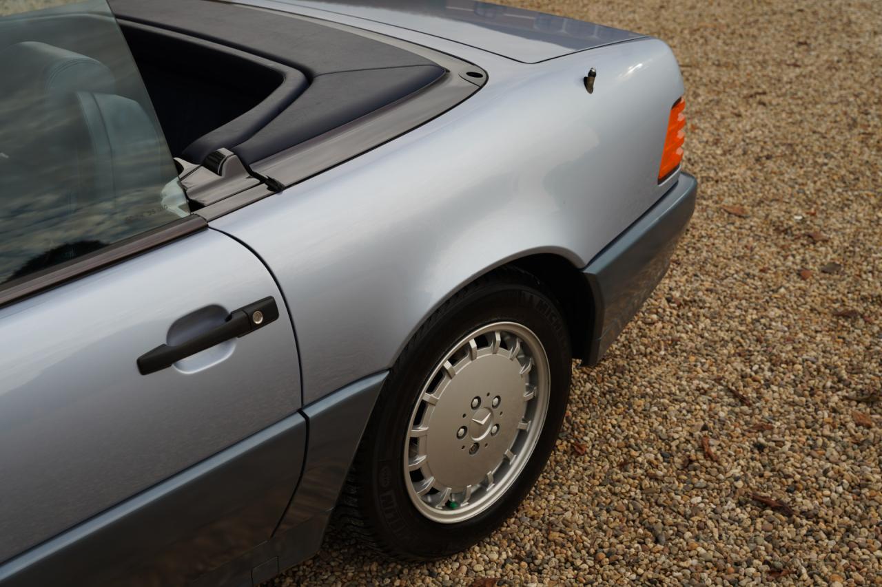 1991 Mercedes - Benz SL 300 &ldquo;125.000 kilometers&rdquo;