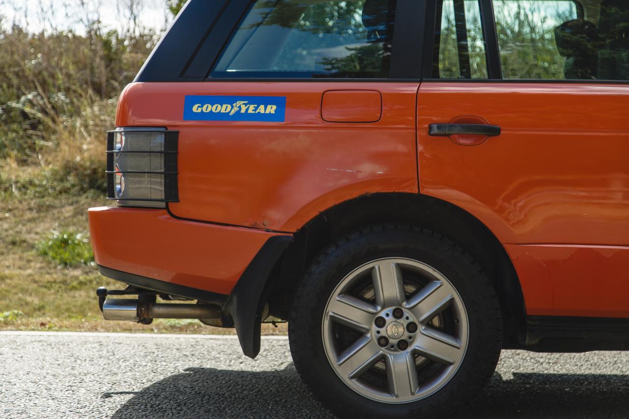 2002 Range Rover G4 Challenge Press Car (4.4 litre)