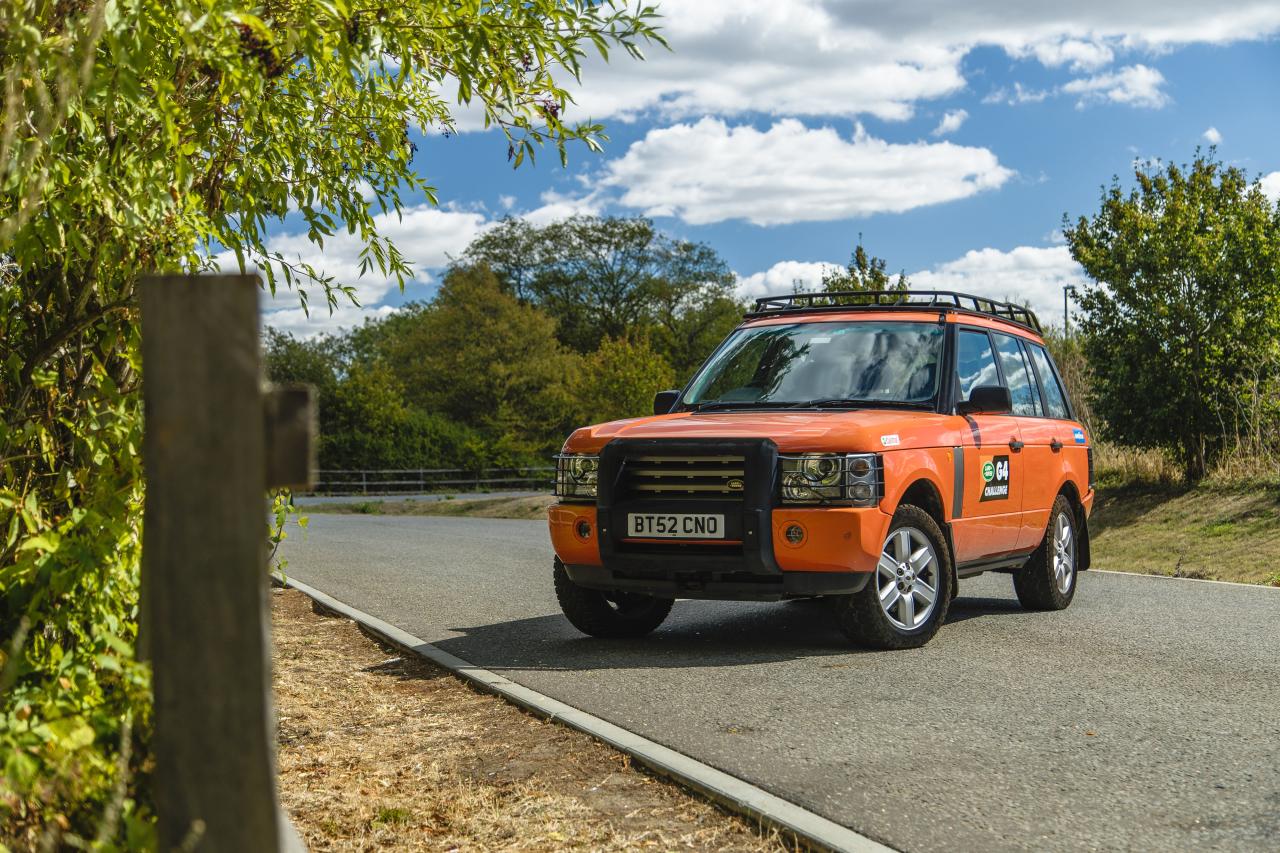 2002 Range Rover G4 Challenge Press Car (4.4 litre)