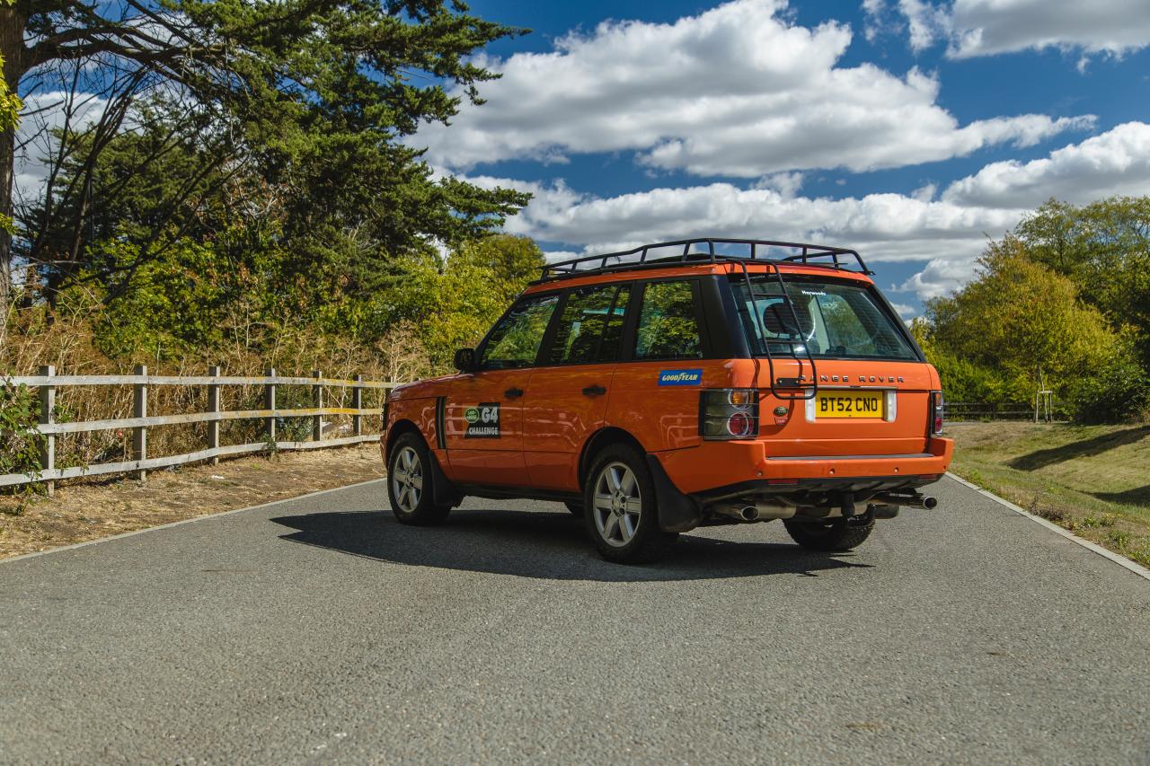 2002 Range Rover G4 Challenge Press Car (4.4 litre)