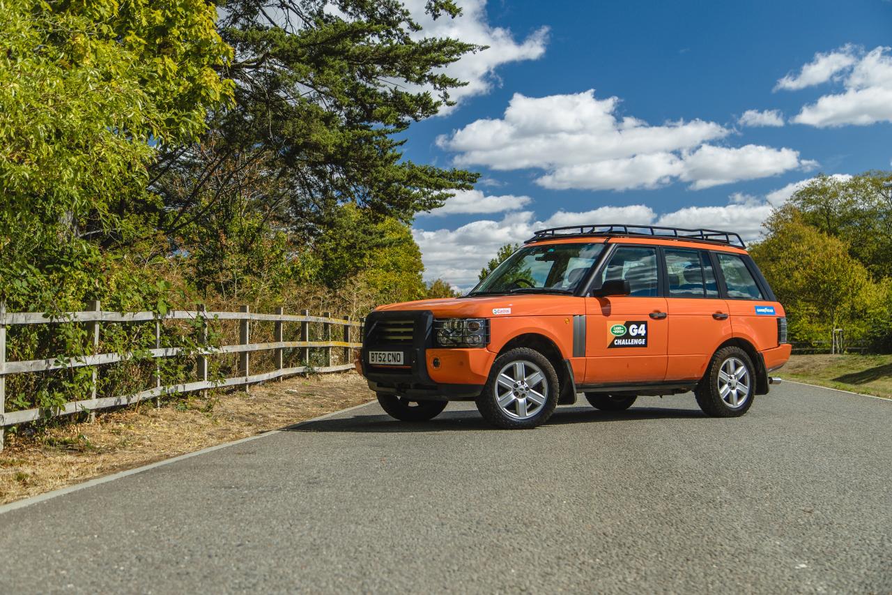 2002 Range Rover G4 Challenge Press Car (4.4 litre)