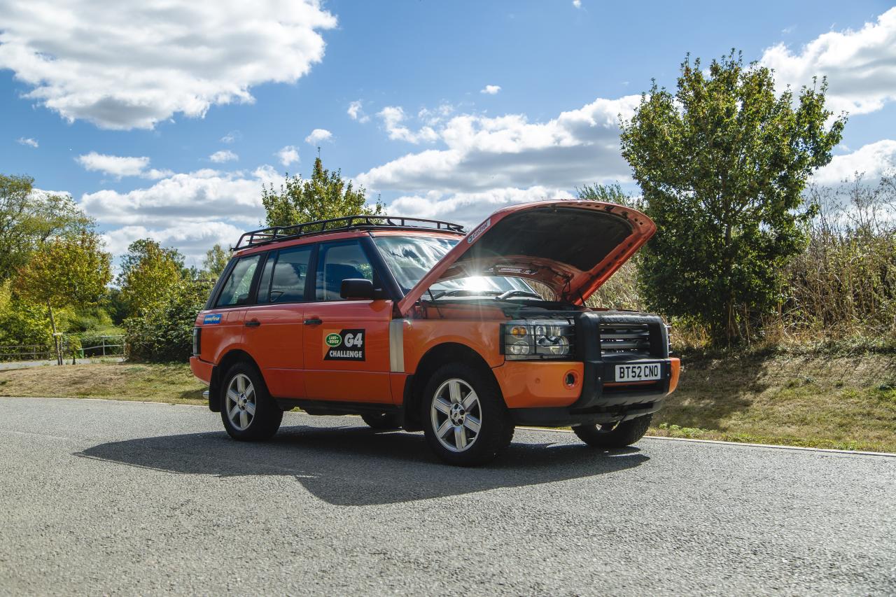 2002 Range Rover G4 Challenge Press Car (4.4 litre)