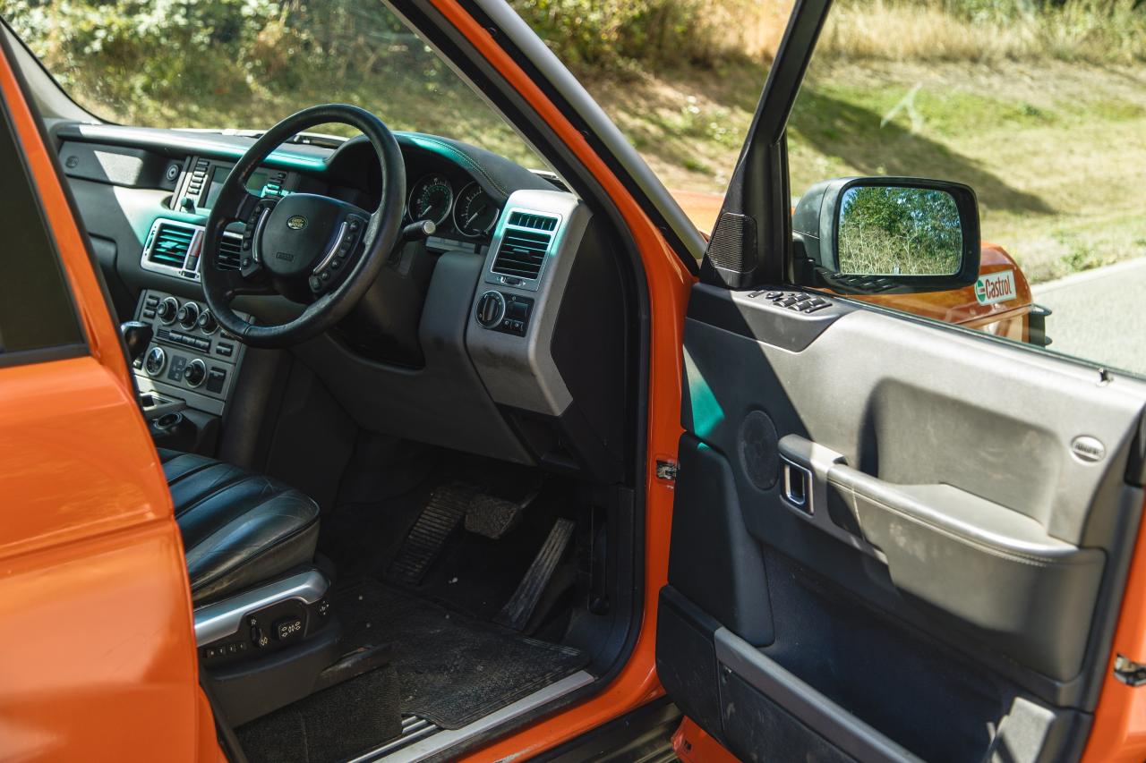 2002 Range Rover G4 Challenge Press Car (4.4 litre)