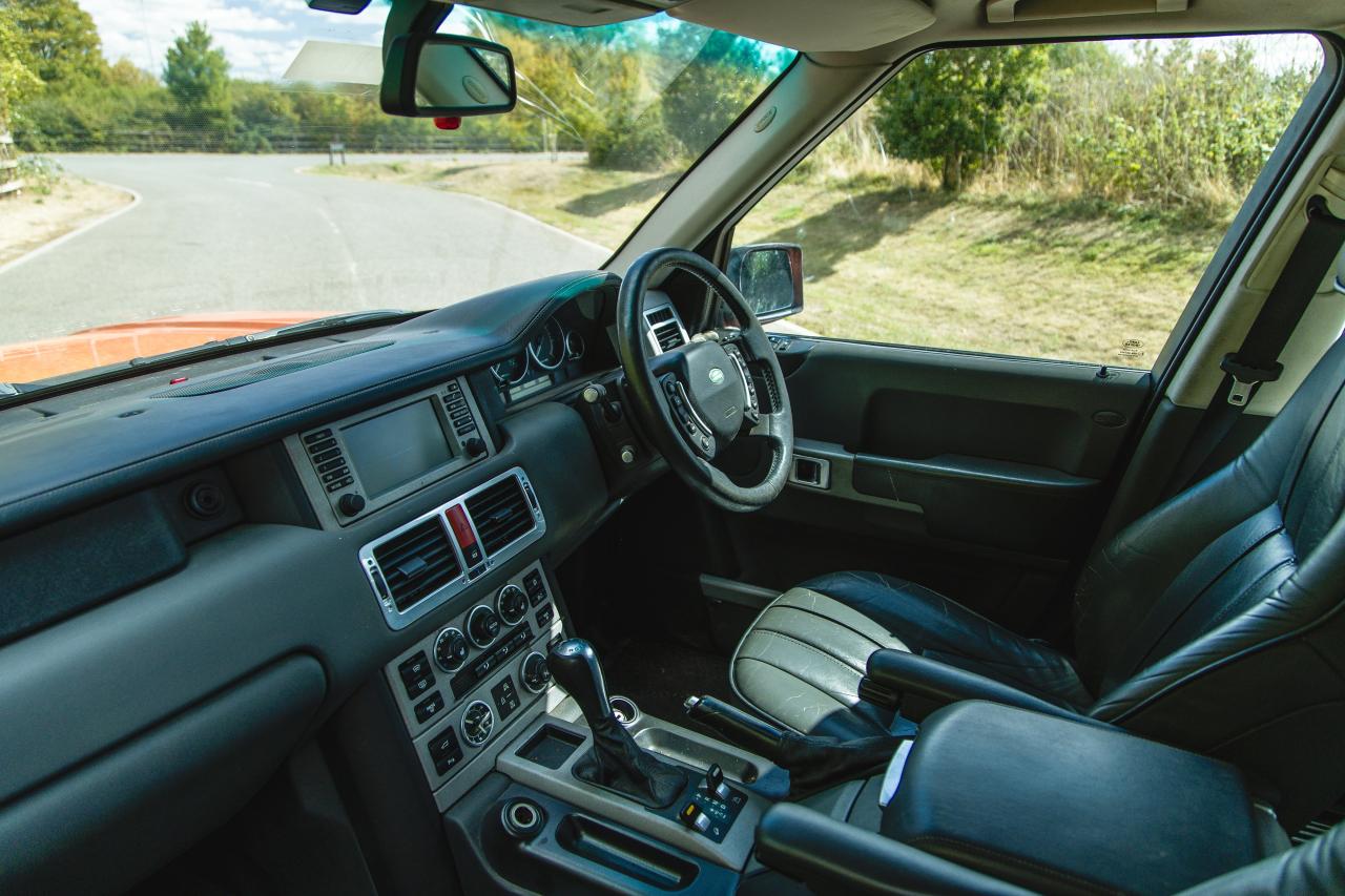 2002 Range Rover G4 Challenge Press Car (4.4 litre)