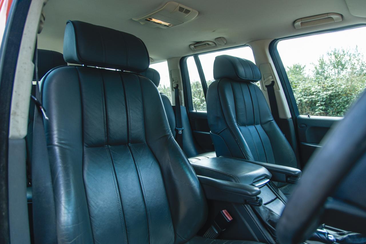 2002 Range Rover G4 Challenge Press Car (4.4 litre)