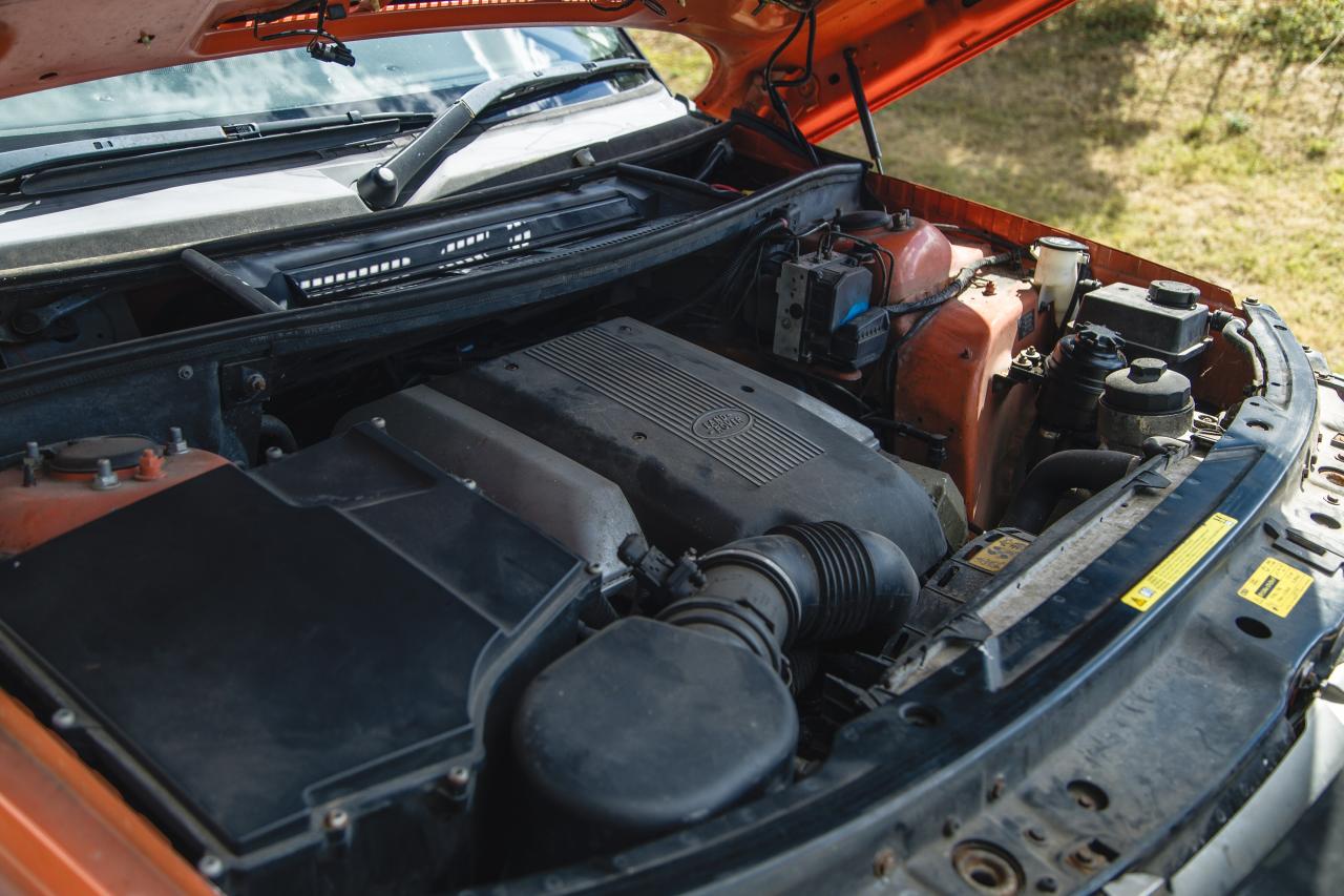 2002 Range Rover G4 Challenge Press Car (4.4 litre)