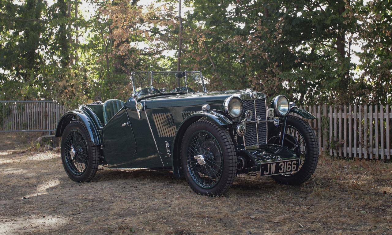 1933 MG J2