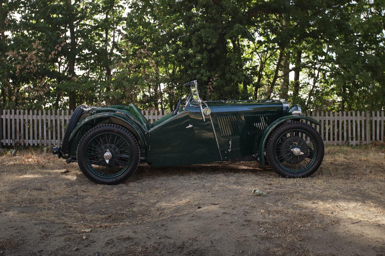 1933 MG J2