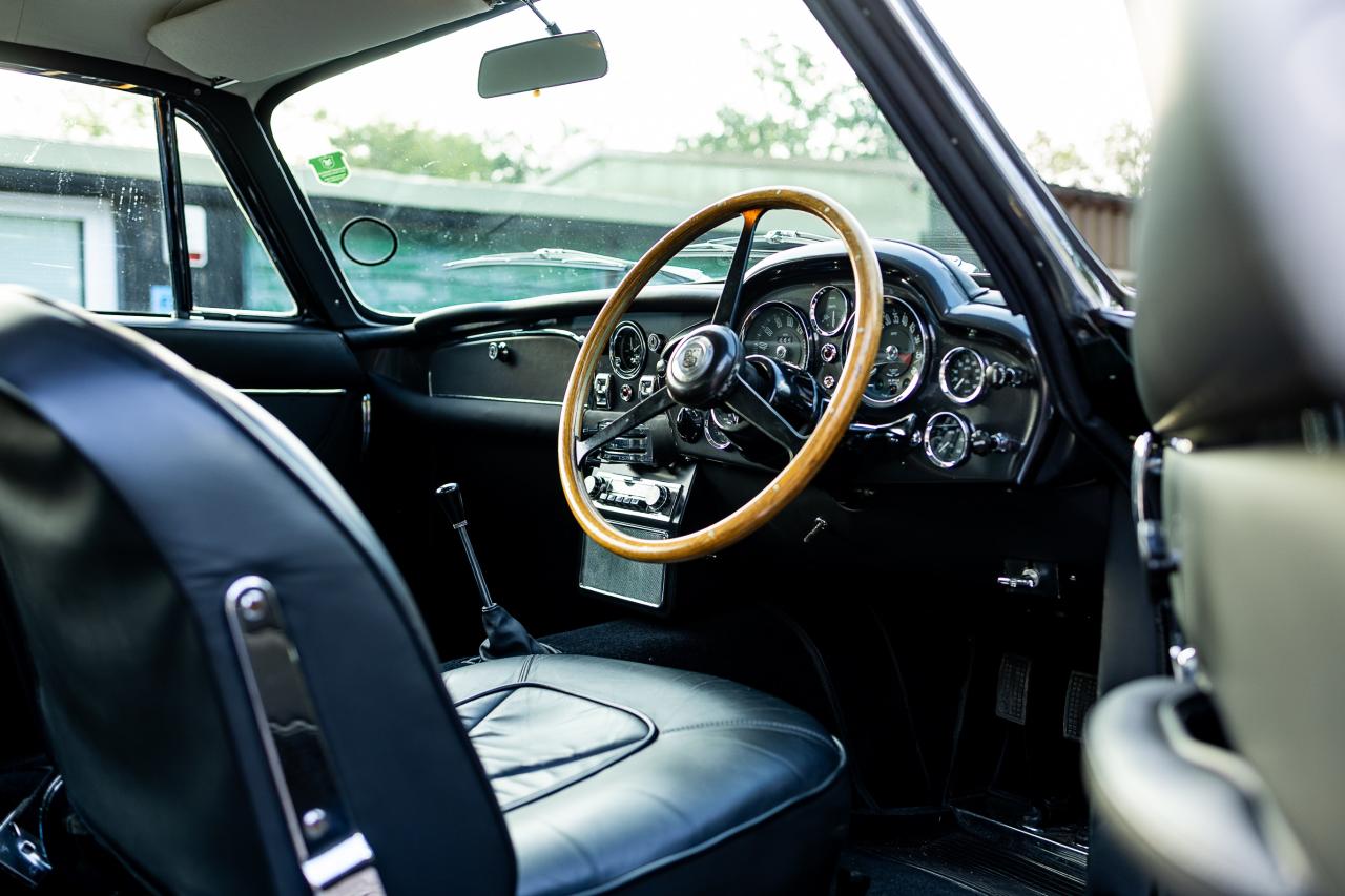1967 Aston Martin DB6 Mk. I Vantage
