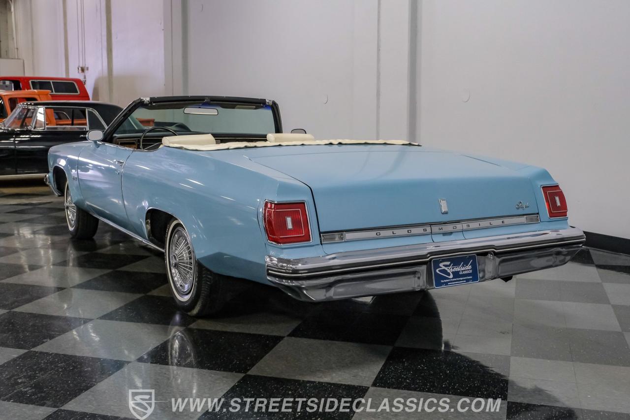 1975 Oldsmobile Delta 88 Royale Convertible
