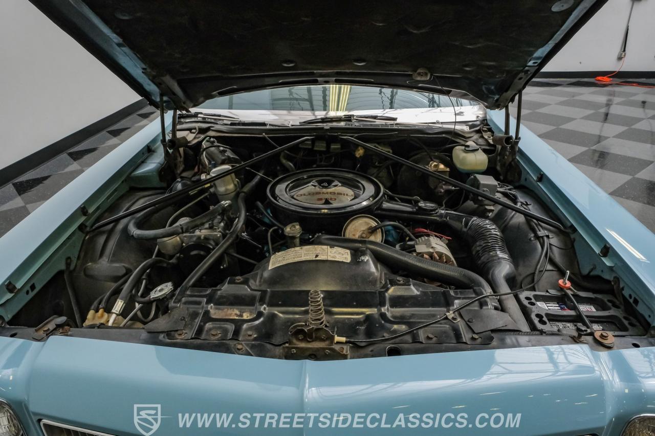1975 Oldsmobile Delta 88 Royale Convertible