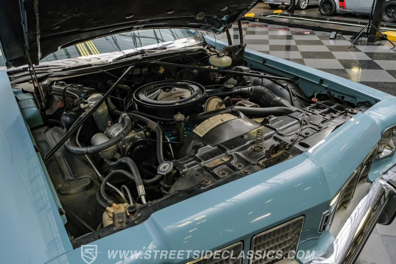 1975 Oldsmobile Delta 88 Royale Convertible