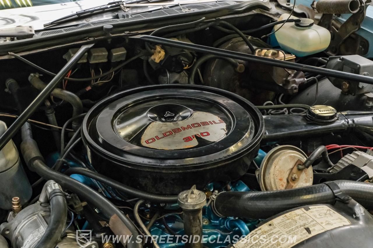 1975 Oldsmobile Delta 88 Royale Convertible