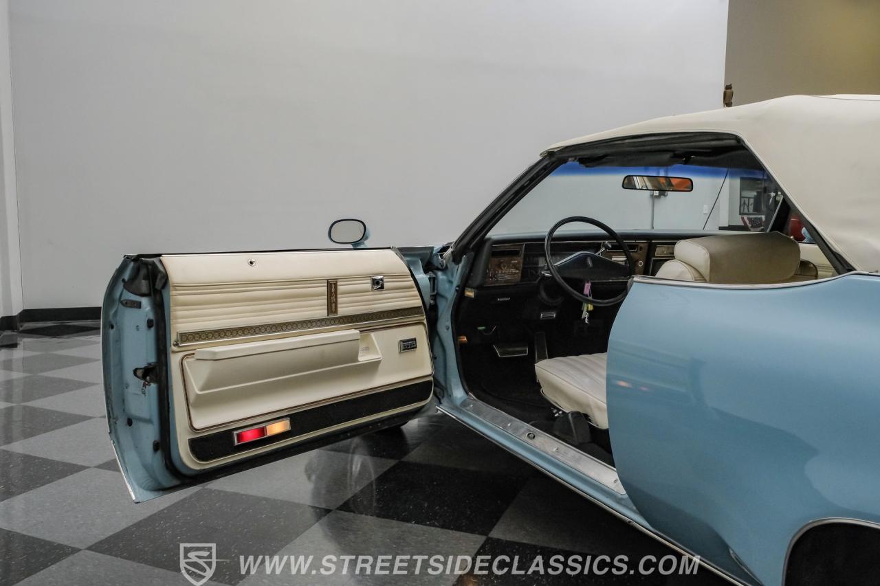 1975 Oldsmobile Delta 88 Royale Convertible