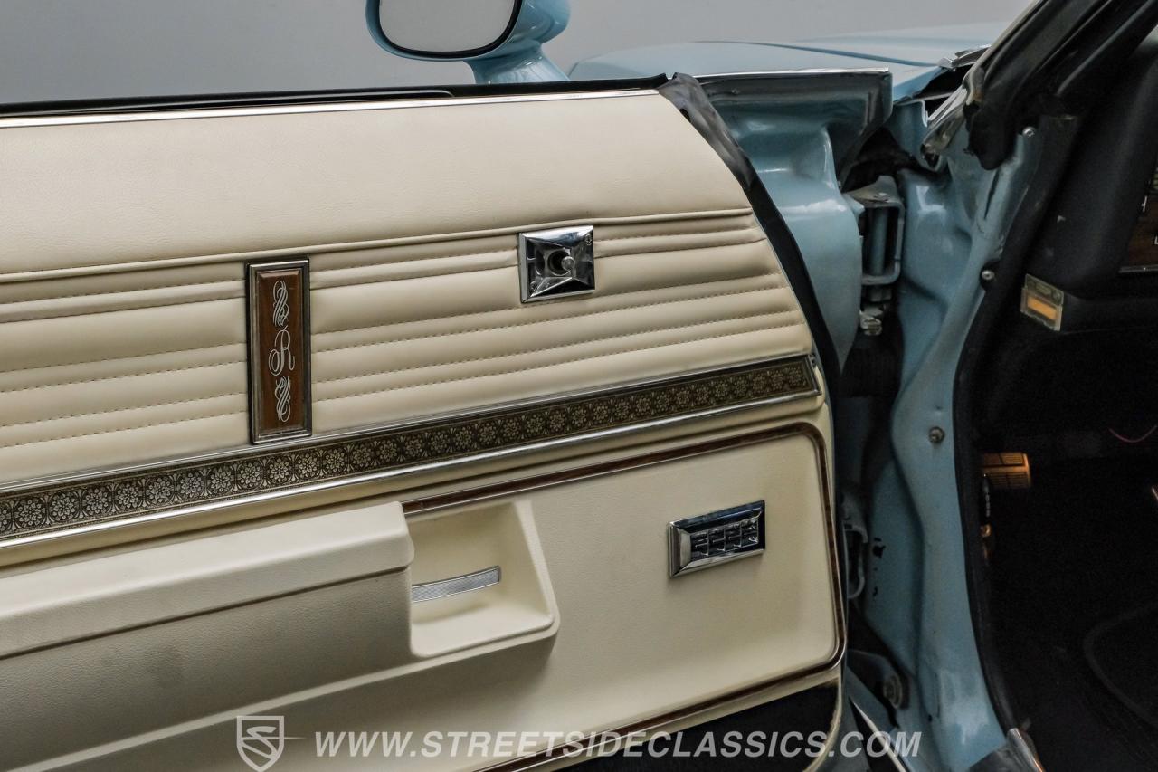 1975 Oldsmobile Delta 88 Royale Convertible