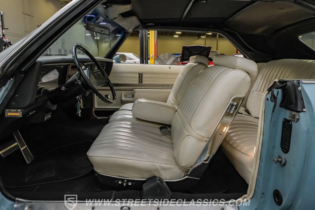 1975 Oldsmobile Delta 88 Royale Convertible