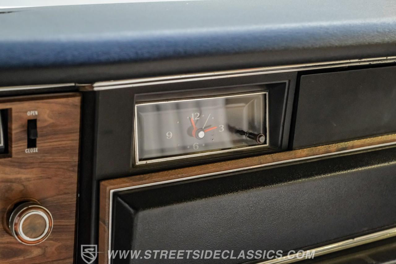 1975 Oldsmobile Delta 88 Royale Convertible