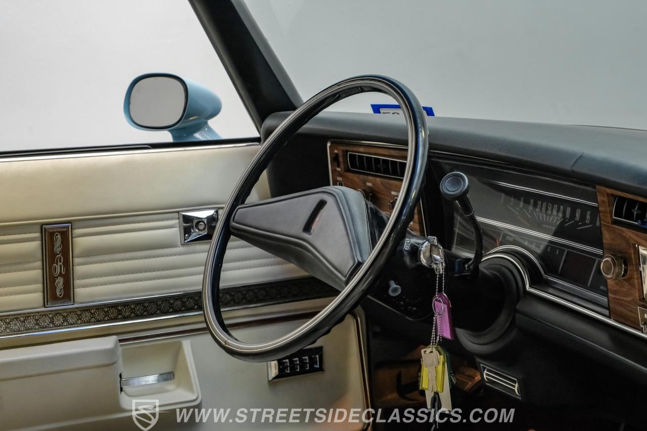 1975 Oldsmobile Delta 88 Royale Convertible