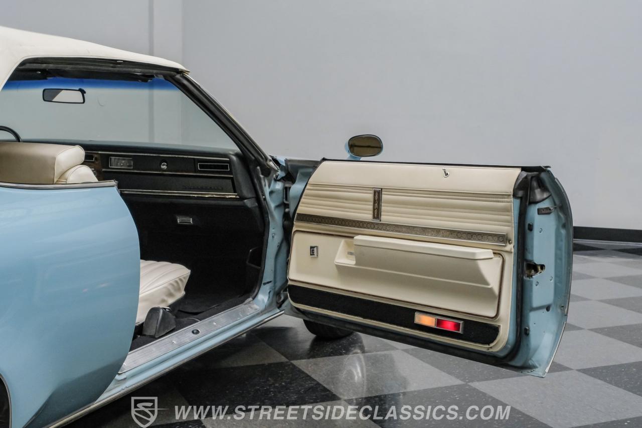 1975 Oldsmobile Delta 88 Royale Convertible