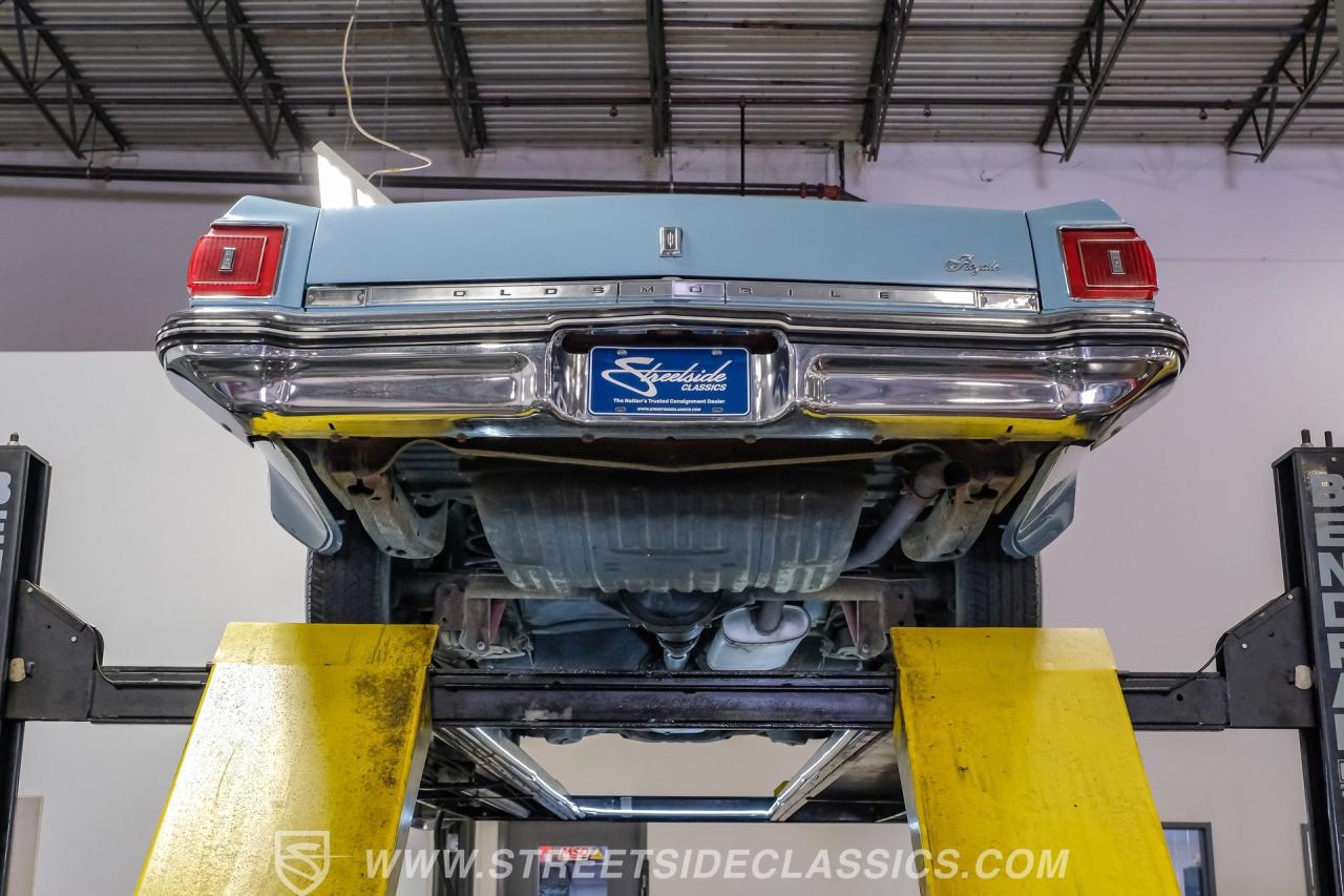 1975 Oldsmobile Delta 88 Royale Convertible
