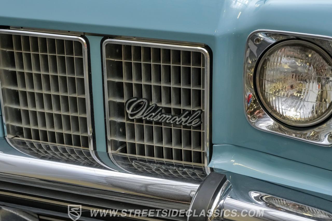 1975 Oldsmobile Delta 88 Royale Convertible