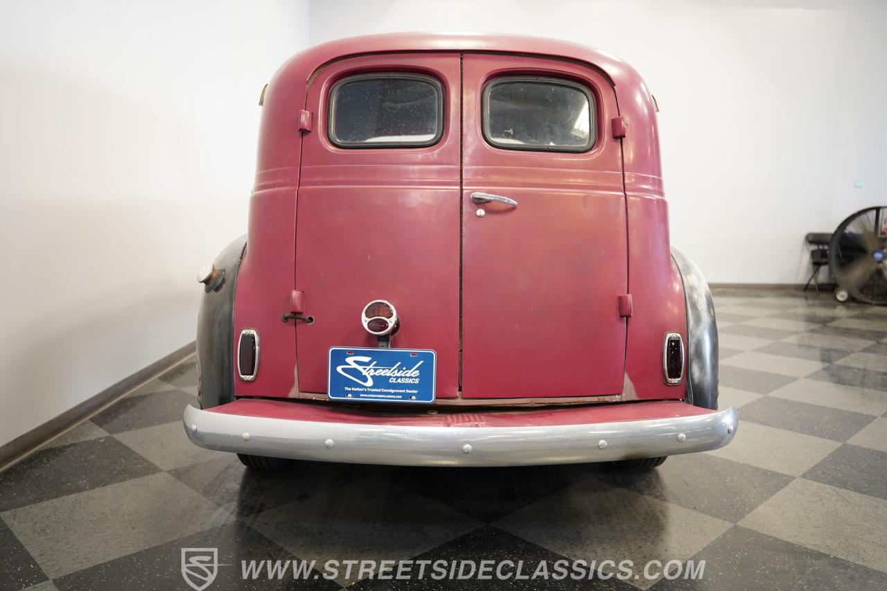 1941 Plymouth P11