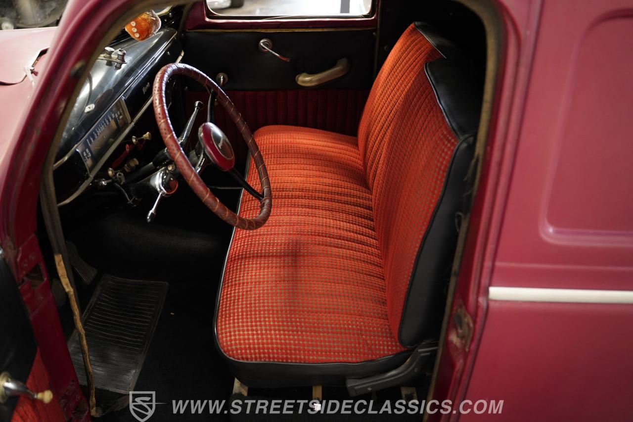 1941 Plymouth P11