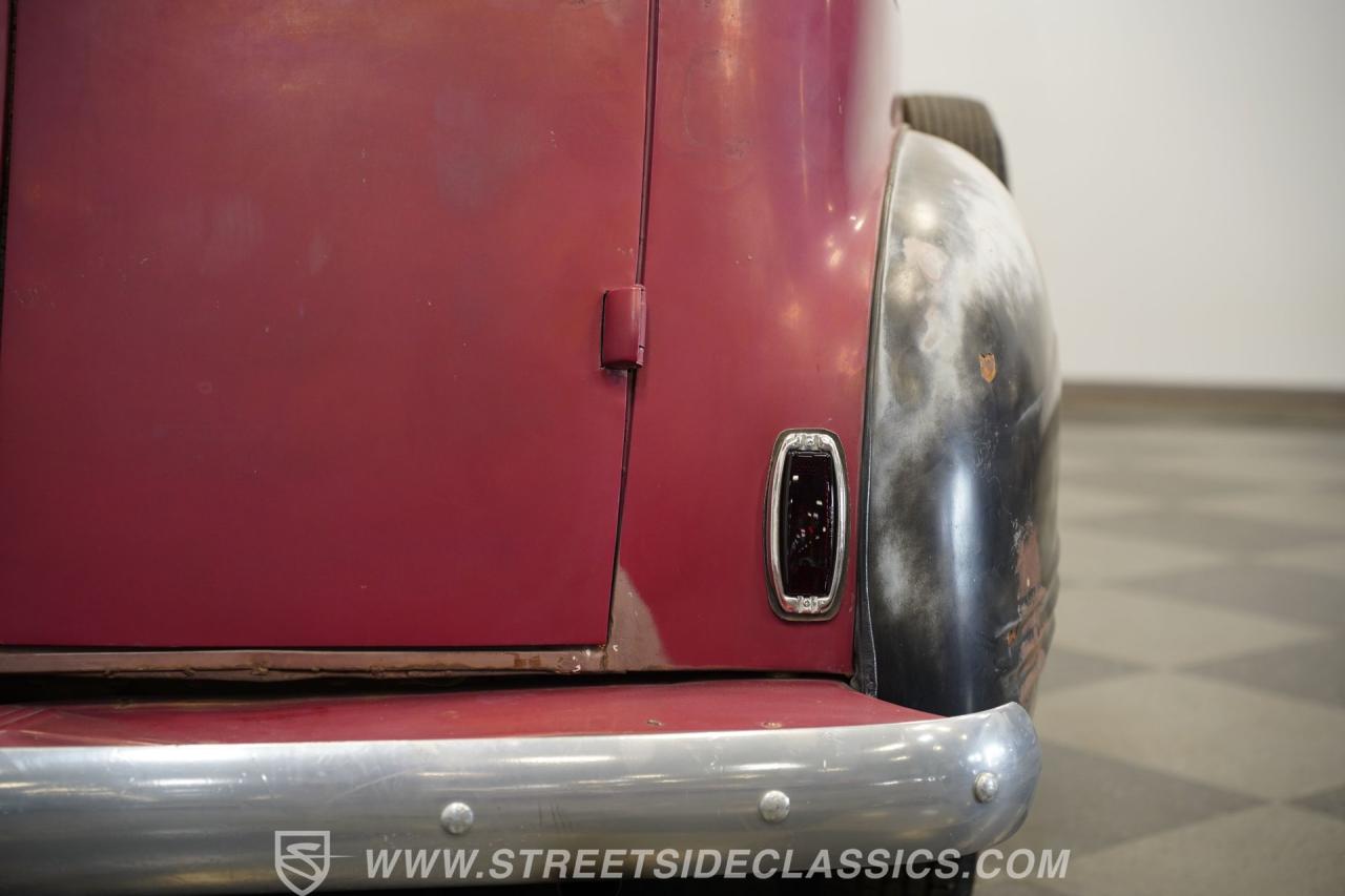1941 Plymouth P11