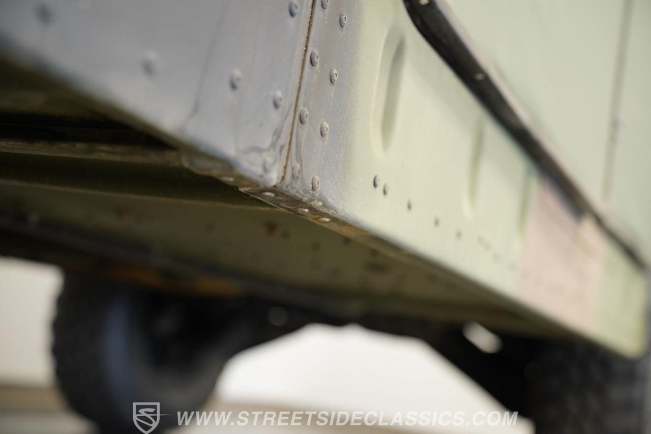 2002 AM General M1123