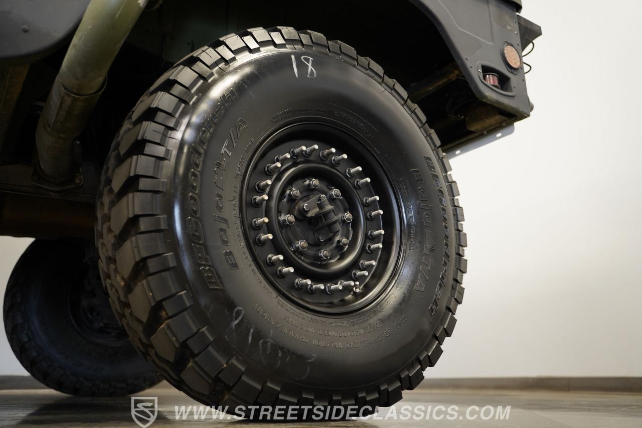 2002 AM General M1123
