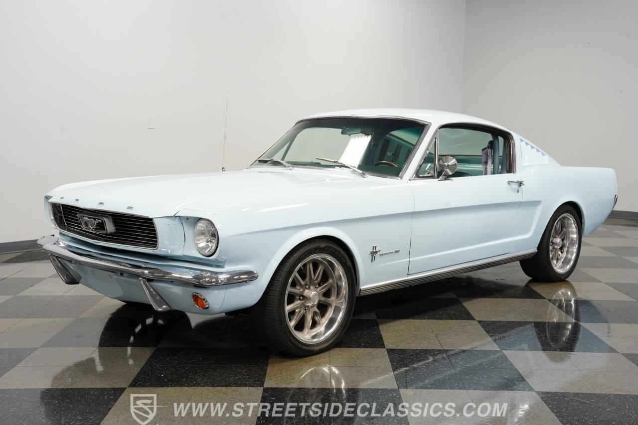 1966 Ford Mustang 2+2 Fastback Coyote Restomod