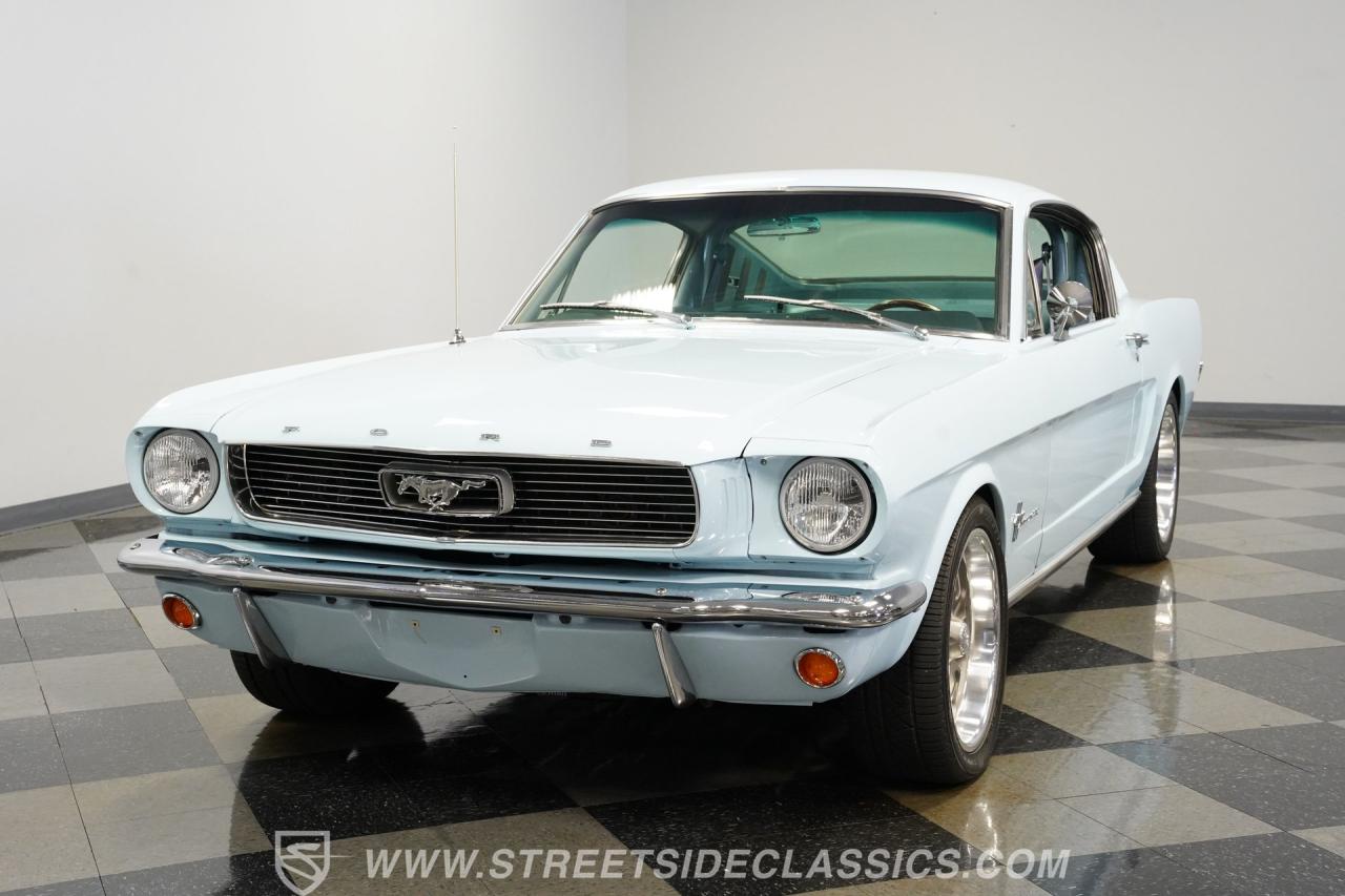 1966 Ford Mustang 2+2 Fastback Coyote Restomod