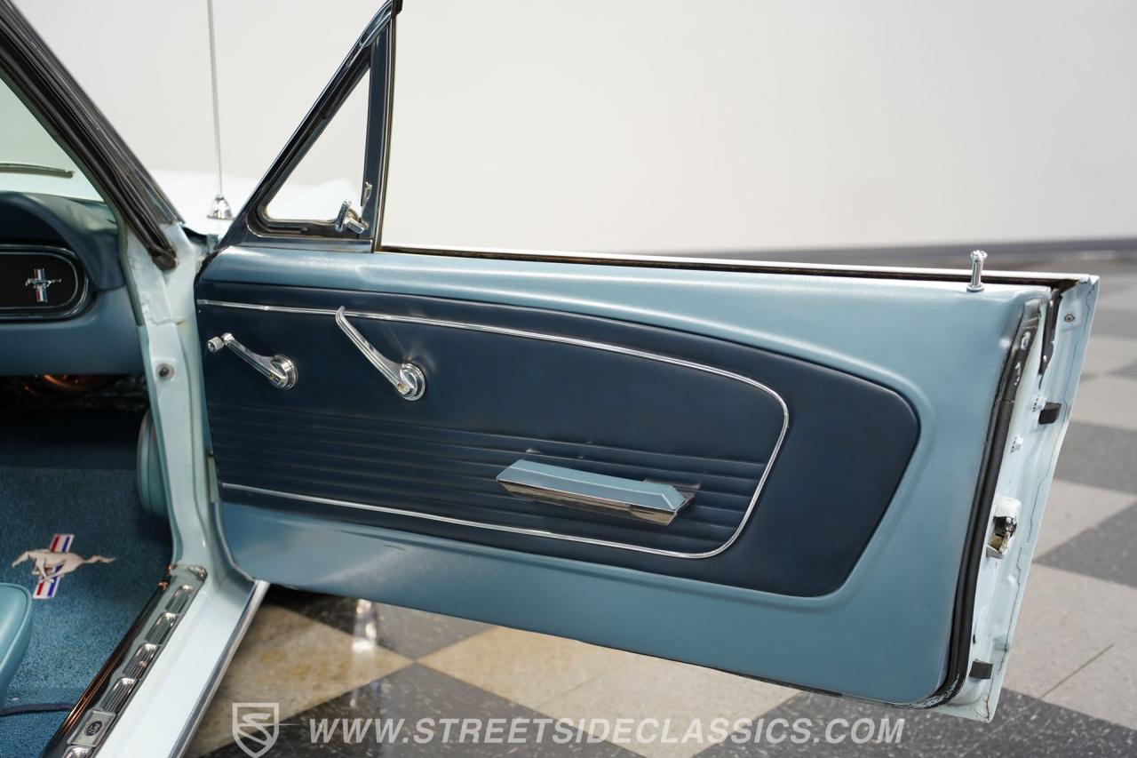 1966 Ford Mustang 2+2 Fastback Coyote Restomod