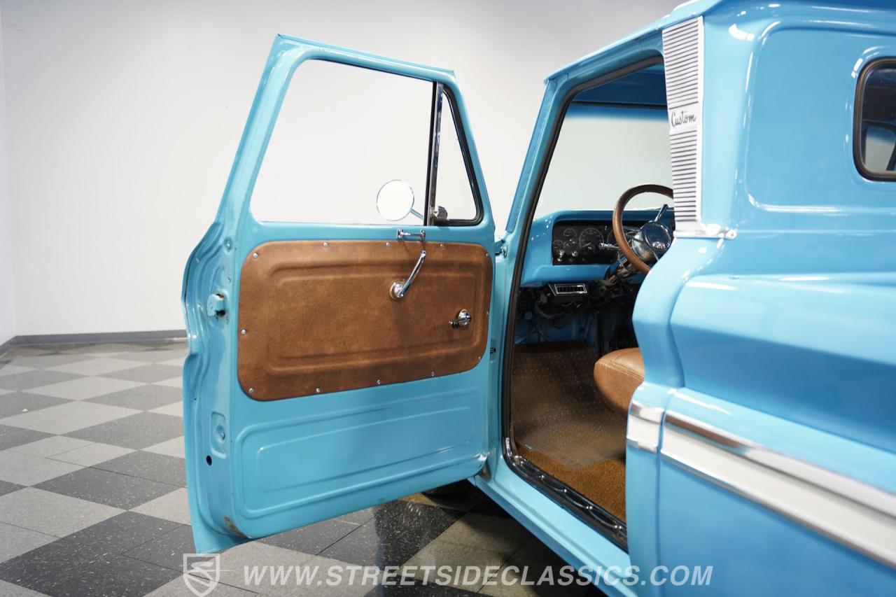 1965 Chevrolet C10 LS Restomod