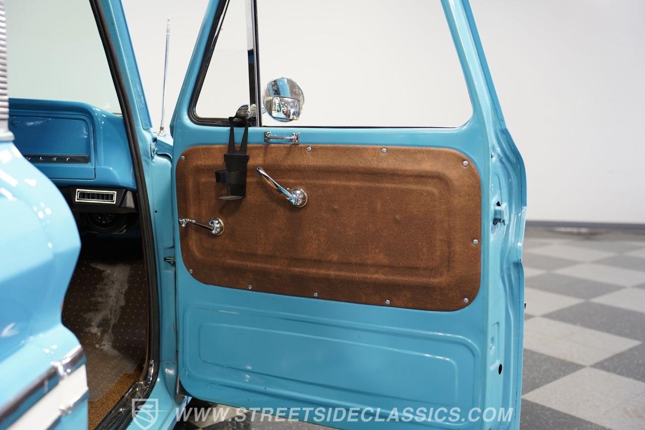 1965 Chevrolet C10 LS Restomod