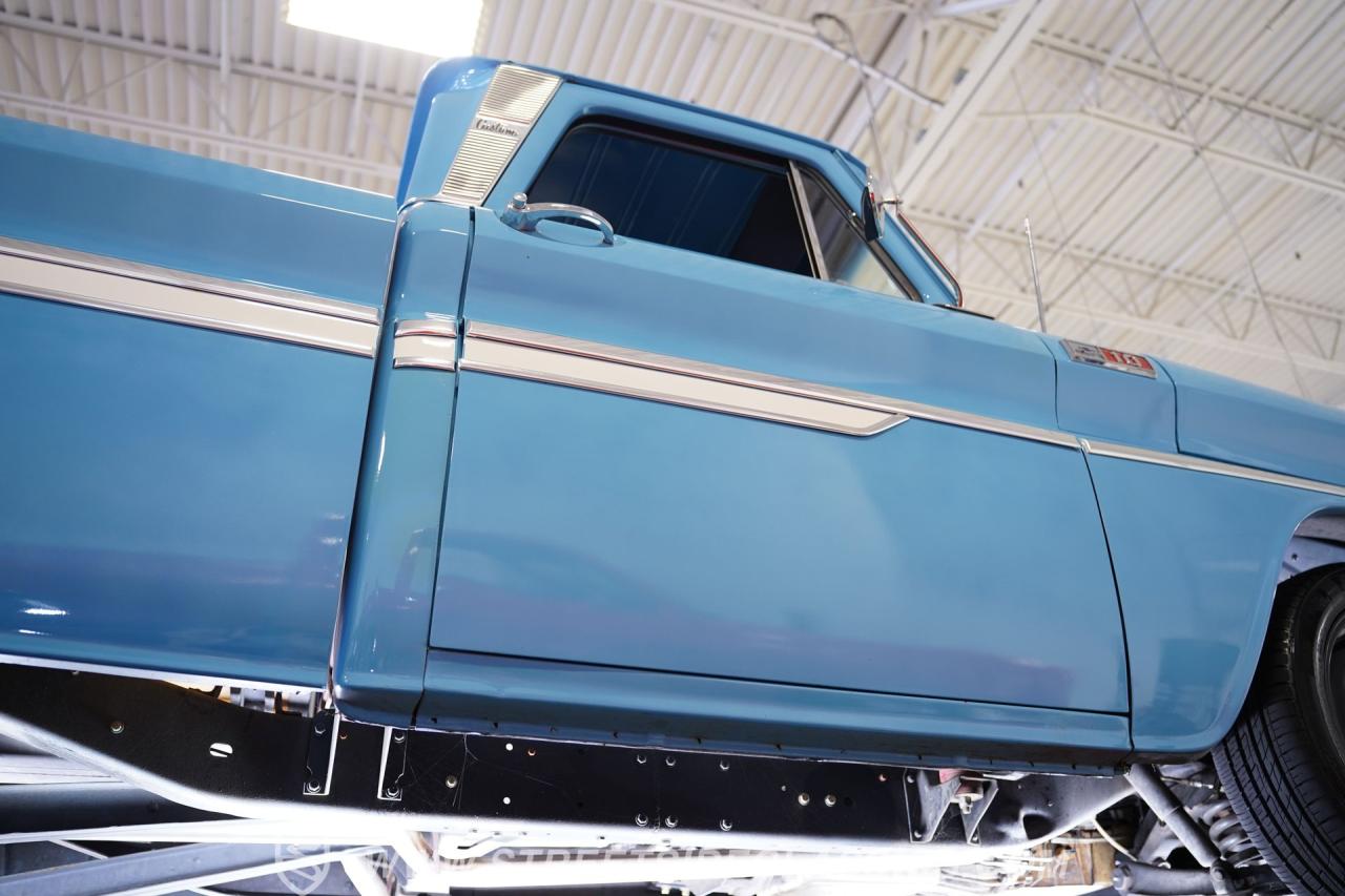 1965 Chevrolet C10 LS Restomod