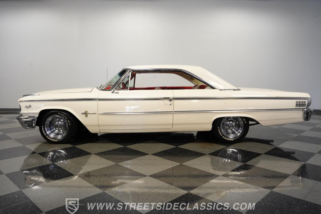 1963 Ford Galaxie 500 XL Fastback