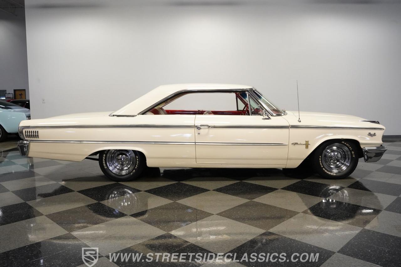 1963 Ford Galaxie 500 XL Fastback