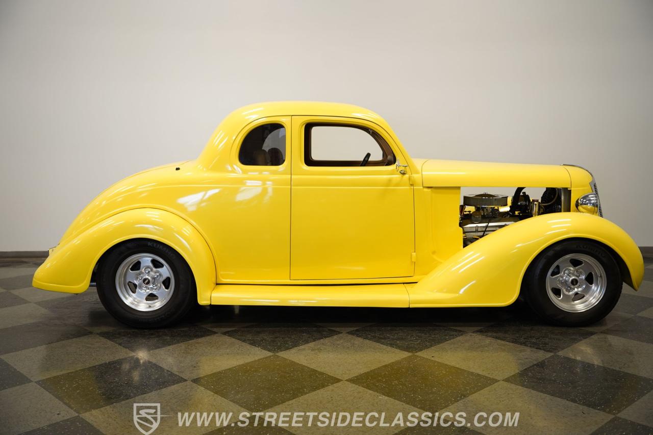 1936 DeSoto Coupe Airstream
