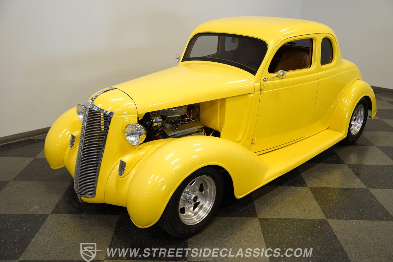1936 DeSoto Coupe Airstream